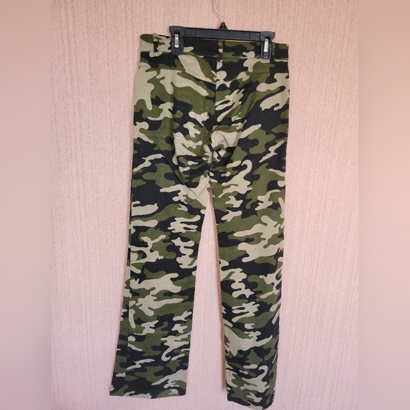Camo stretch bootleg pant - Picture 4 of 7